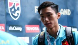 Đoàn Văn Hậu đã về Việt Nam, chuyên gia nhận định không nên cho đá chính