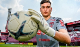 Đặng Văn Lâm thủng lưới 42 bàn trong mùa giải, vẫn là trụ cột khó thay thế của Muangthong