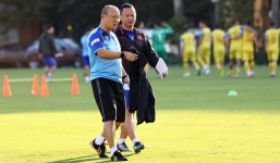 HLV Park Hang Seo: 'Toàn đội sẽ quyết tranh ngôi đầu với UAE và Thái Lan'