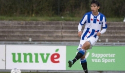 Đoàn Văn Hậu phải nhận thất bại đầu tiên trong màu áo SC Heerenveen 