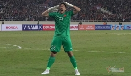 Cản phá penalty, người hùng Đặng Văn Lâm giúp ĐT Việt Nam xây chắc ngôi đầu bảng 