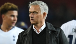 Jose Mourinho trở thành HLV của Tottenham 
