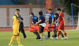 Vừa đá trận đầu tiên, U22 Việt Nam đã đón nhận 2 tuyển thủ chấn thương