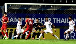 HLV UAE hết lời khen ngợi U23 Việt Nam sau khi chia điểm trận ra quân 