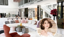 Quay cảnh dọn nhà đón Tết, Ngọc Trinh vô tình để lộ ảnh khỏa thân giữa phòng 