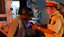 Sáng 30 Tết, CSGT xử phạt 320 tài xế vi phạm nồng độ cồn