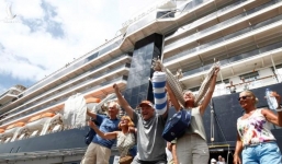 TP HCM lên kế hoạch xử lý chuyến bay có du khách từ 'du thuyền bị hắt hủi'