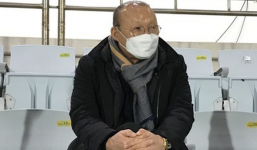 CĐV Việt Nam phản ứng trước thông tin HLV Park Hang Seo không bị cách ly