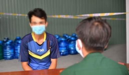 Thanh niên trốn cách ly cố tình chống đối khiến lực lượng phải cưỡng chế