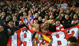 Thêm một trận đấu nữa tại cúp C1 bị nghi là thủ phạm khiến Covid-19 bùng phát