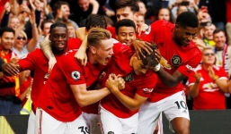 Bóng đá thế giới đồng loạt đói kém, vì sao M.U vẫn 'miễn nhiễm' với giảm lương? 