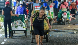 Hà Nội xét nghiệm nhanh COVID-19 tại tất cả chợ đầu mối