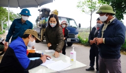 Chốt kiểm soát y tế tự nguyện tại huyện Mê Linh: Khi người dân đồng lòng chống dịch