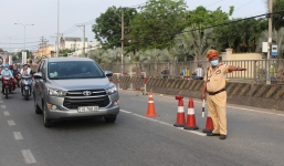 TP.HCM tạm dừng 62 chốt kiểm dịch phòng chống COVID-19