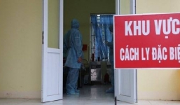 Sĩ quan 'vận động tiền' trong khu cách ly bị đề nghị cách chức, cho xuất ngũ