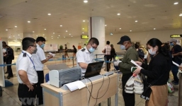 Việt Nam chưa mở cửa đón du khách quốc tế vì dịch Covid-19