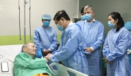 Bệnh nhân phi công người Anh: Nếu ở đâu khác không phải Việt Nam, tôi đã không qua khỏi