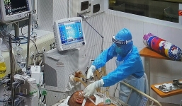 Một bệnh nhân COVID-19 ở miền Bắc đang phải thở máy, diễn biến rất nặng