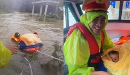 Bất chấp nước dâng ngập đầu, chiến sĩ giải cứu bé sơ sinh từ lũ lụt miền Trung gây xúc động mạnh 