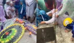 Trời đổ mưa lớn, dòng người đau xót tiễn đưa 2 mẹ con sản phụ bị lũ cuốn tại Huế