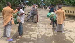 Xôn xao đoạn clip sư thầy lớn tiếng dọa nạt, tát thẳng vào mặt người xin ăn trước cổng chùa