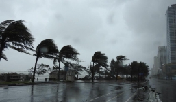 Biển Đông nguy cơ đón bão số 10, gây mưa lớn ở miền Trung 