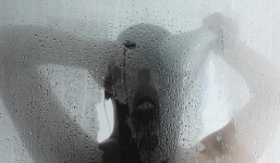 Mùa đông nên tắm mấy lần trong tuần?