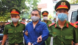 Tài xế Mercedes tông tiếp viên Vietnam Airlines lĩnh án 7 năm tù, bồi thường gần 2 tỷ đồng