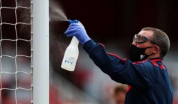 Anh phong tỏa toàn quốc lần 3 vì COVID-19, Ngoại hạng Anh còn tiếp tục thi đấu hay không?