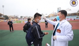 V.League hoãn hàng loạt trận đấu vì dịch Covid-19, Quang Hải - Công Phượng sắp được ăn Tết sớm