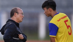 Đại chiến vòng loại World Cup, HLV Park Hang Seo lo sốt vó về Đoàn Văn Hậu