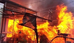 Tủi thân vì nghĩ không được quan tâm, cụ ông 70 tuổi tưới xăng đốt 3 căn nhà