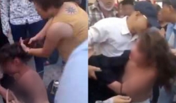Gái xinh bị đánh ghen, lột đồ giữa đường: Hành động của nhiều nam thanh niên đi đường mới đáng chú ý 