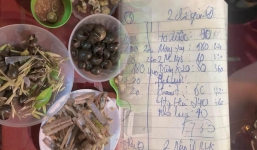 Ăn ốc vỉa hè trên hồ Tây, hai cô gái nhìn hóa đơn thanh toán rồi cảm thấy 'trúng gió'