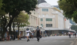 Hà Nội tạm dừng phố đi bộ và các hoạt động lễ hội để phòng dịch Covid-19