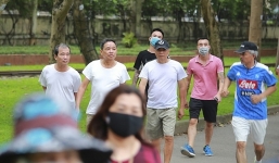 Hà Nội đóng cửa công viên và vườn hoa, yêu cầu người dân không tập thể dục nơi công cộng