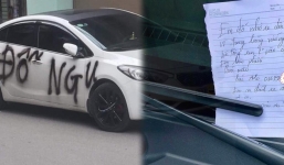 Tài xế đỗ xe trước cửa nhà và pha xử lý xứng đáng đạt điểm 10 văn minh