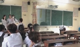 Rưng rưng đoạn clip ghi lại buổi học cuối cùng: 'Mai này họp lớp có còn nhớ đến nhau không'?