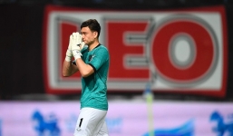 Đặng Văn Lâm nhận ưu ái lớn từ Nhật Bản, báo Thái Lan mỉa mai: 'Thủ thành 5 tháng không thủng lưới bàn nào'
