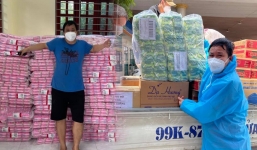 Người đàn ông tiếp tế 10.000 gói băng vệ sinh: 'Chừng đó vẫn còn ít, các chị em phải nhờ mua thêm'