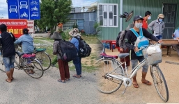 4 mẹ con đạp xe từ Đồng Nai về Nghệ An vì dịch: Đôi chân nhỏ bé phải vượt hơn 1000 cây số để về nhà