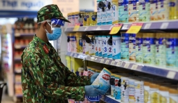 Cán bộ đi chợ hộ mùa dịch bị 'bom hàng', mất tiền mua hộ vì người dân 'đặt thử xem có đúng thế không'