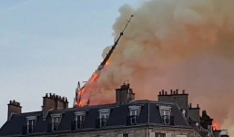 Những sự kiện kinh hoàng xảy ra ngày 15/4