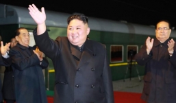 Kim Jong-un lên tàu sang Nga gặp Putin