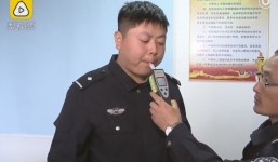 Ăn sầu riêng, tài xế bị nghi uống rượu lái xe