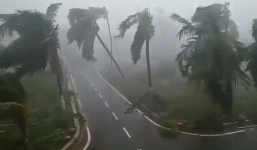 Bão Fani đổ bộ vào Ấn Độ, 1 triệu người sơ tán