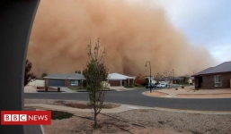 Bão bụi quái vật nhấn chìm 1 thành phố của Úc