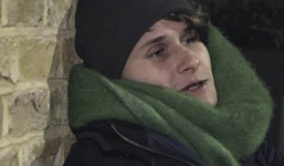 Con trai tỷ phú giả làm người vô gia cư và cái kết