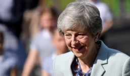 Thủ tướng Anh công bố ngày từ chức