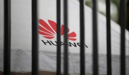 Facebook dừng cho cài ứng dụng, tung ‘đòn trời giáng’ lên Huawei